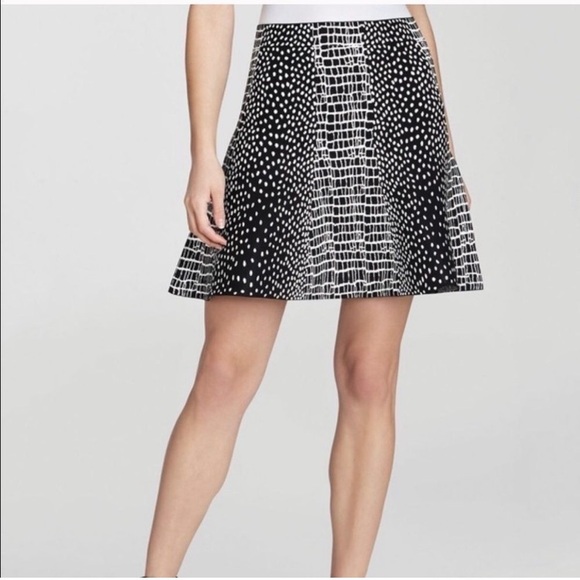 BCBGMaxAzria black and white crocodile Peyton jacquard bandage skirt Small